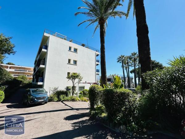 Appartement à louer 3 pièces 80.16m² Cannes (06400)