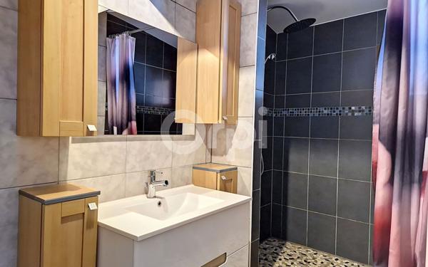 Appartement à louer    2 pièces • 49 m2 Montargis