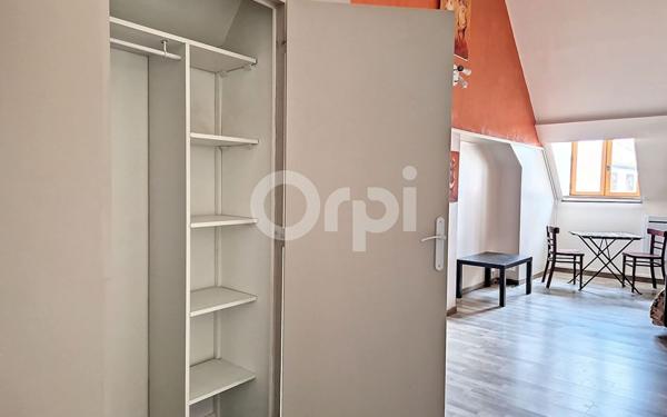 Appartement à louer    2 pièces • 49 m2 Montargis