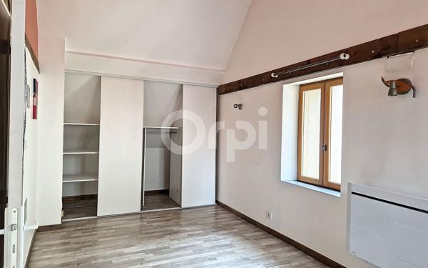 Appartement à louer    2 pièces • 49 m2 Montargis