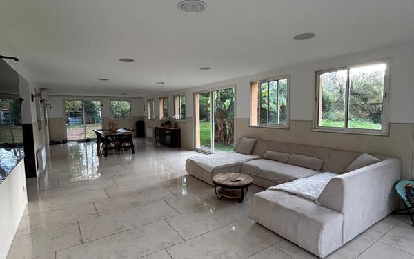 Maison à louer    8 pièces • 241,73 m2 Achery