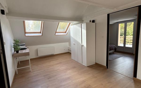 Maison à louer    8 pièces • 241,73 m2 Achery