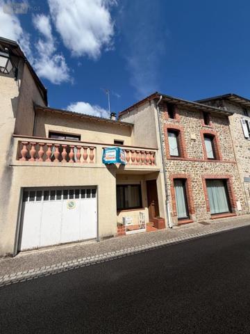 Maison de ville à vendre à Saint-Priest-Taurion en Haute-Vienne (87480), ref : MGC/1197