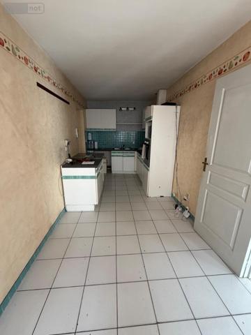 Maison de ville à vendre à Saint-Priest-Taurion en Haute-Vienne (87480), ref : MGC/1197