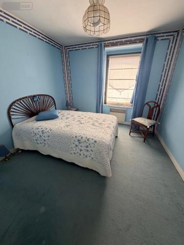 Maison de ville à vendre à Saint-Priest-Taurion en Haute-Vienne (87480), ref : MGC/1197