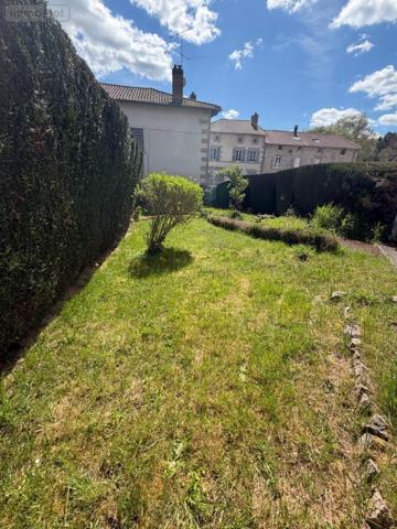 Maison de ville à vendre à Saint-Priest-Taurion en Haute-Vienne (87480), ref : MGC/1197
