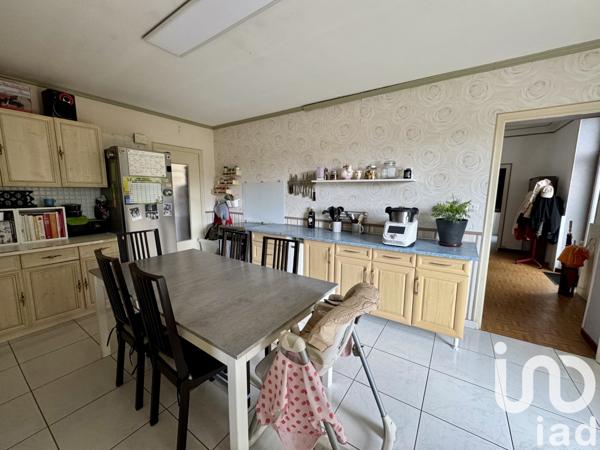 Maison à vendre 4 pièces 129 m² Châtillon-sur-Thouet
