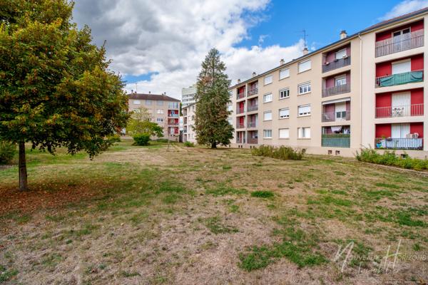 Appartement
         4 pièces
        - 83 m² Exclusivité 149 900 € *