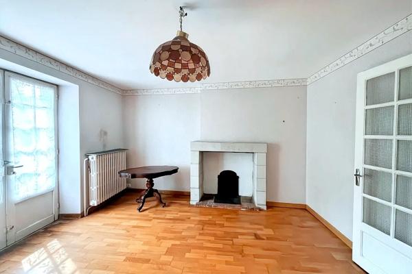 MAISON ILE DE CHALONNES AVEC PLUS D'UN HECTARE