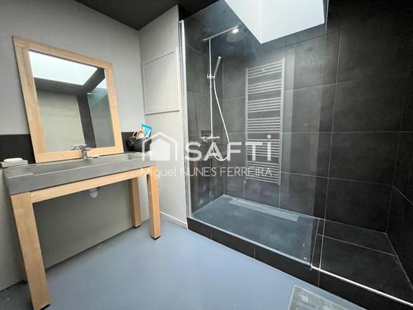 Maison contemporaine aux volumes hors norme