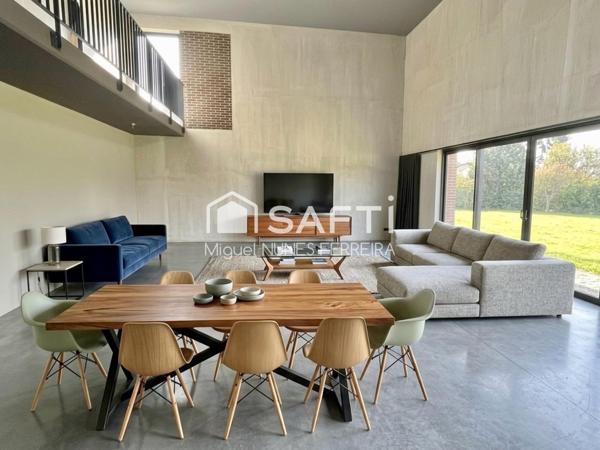 Maison contemporaine aux volumes hors norme