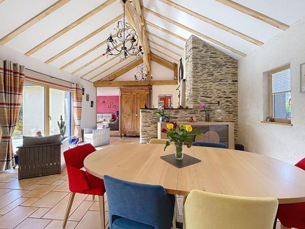 Maison Angers 10 pièce(s) 239 m2