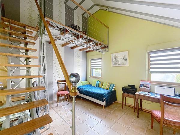 Maison Angers 10 pièce(s) 239 m2