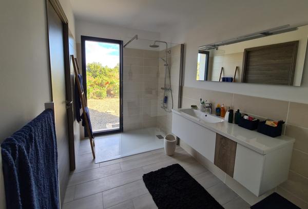 Corse Maison rez de jardin proche mer