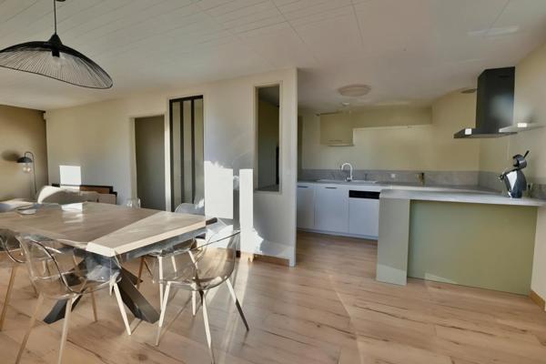 CESSY (01) Maison à vendre 6 pièces 181 m² - Terrain 980 m² - Quartier résidentiel -