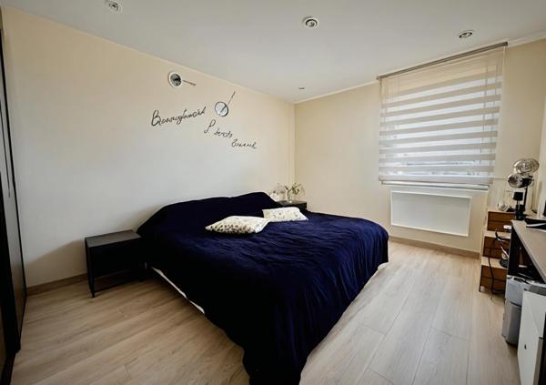 CESSY (01) Maison à vendre 6 pièces 181 m² - Terrain 980 m² - Quartier résidentiel -