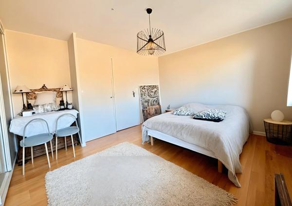 CESSY (01) Maison à vendre 6 pièces 181 m² - Terrain 980 m² - Quartier résidentiel -