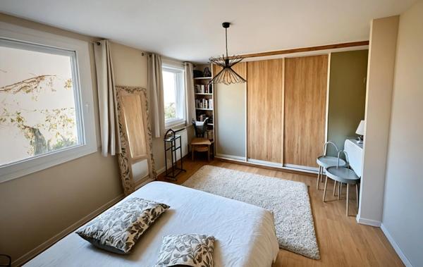 CESSY (01) Maison à vendre 6 pièces 181 m² - Terrain 980 m² - Quartier résidentiel -