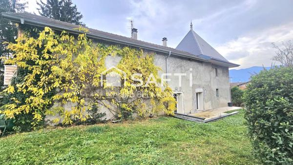 MAGNIFIQUE MAISON de 188 m2 AVEC PISCINE AU CŒUR D'AIX-LES-BAINS