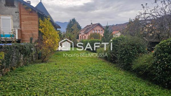MAGNIFIQUE MAISON de 188 m2 AVEC PISCINE AU CŒUR D'AIX-LES-BAINS