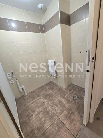 Quartier BAGATELLE  Très beau T5  standing TRIPLEX de 122.6m²  jardin et 2 terrasses , 2 garages , une cave