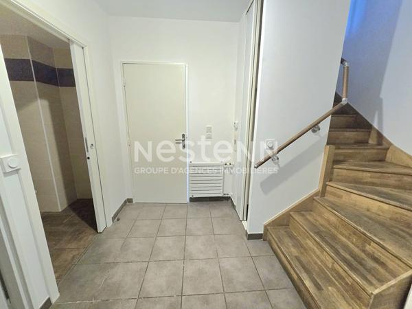 Quartier BAGATELLE  Très beau T5  standing TRIPLEX de 122.6m²  jardin et 2 terrasses , 2 garages , une cave