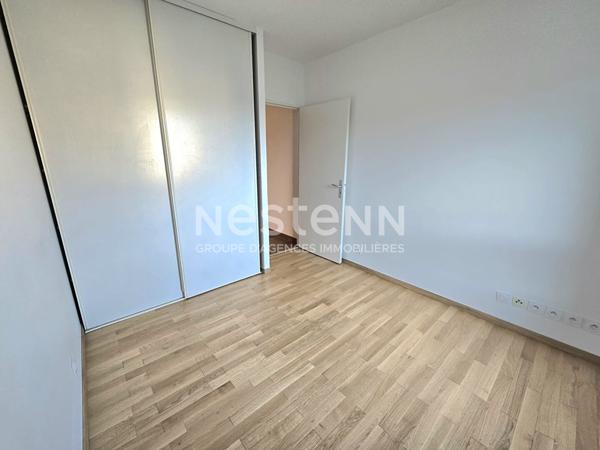 Quartier BAGATELLE  Très beau T5  standing TRIPLEX de 122.6m²  jardin et 2 terrasses , 2 garages , une cave