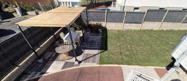 LAVAL - PAVILLON DE 98 m²