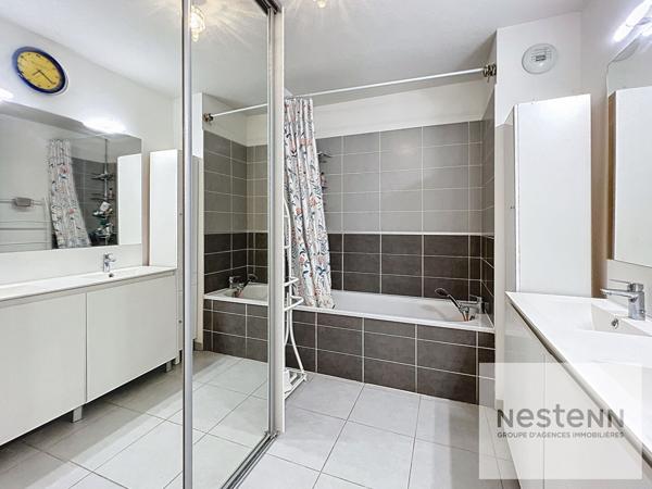 Appartement Castelnau Le Lez 4 pièces 84 m2 , Terrasse, double parking