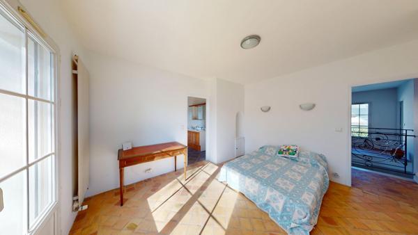 ANTONY - Quartier calme et recherché - Maison familiale 6 pièces - 200 m² - Terrain 566 m² - Sous-sol total - Jardin