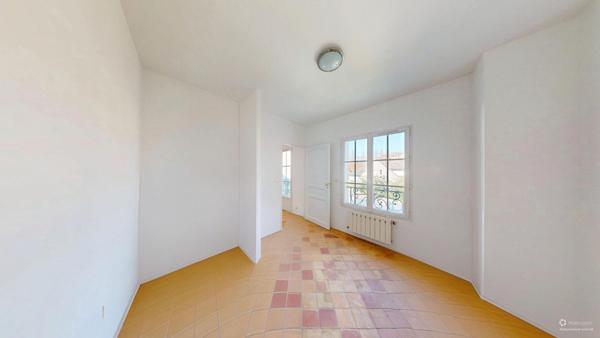 ANTONY - Quartier calme et recherché - Maison familiale 6 pièces - 200 m² - Terrain 566 m² - Sous-sol total - Jardin