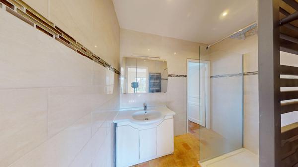 ANTONY - Quartier calme et recherché - Maison familiale 6 pièces - 200 m² - Terrain 566 m² - Sous-sol total - Jardin