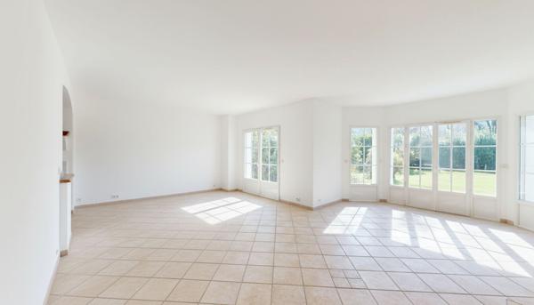 ANTONY - Quartier calme et recherché - Maison familiale 6 pièces - 200 m² - Terrain 566 m² - Sous-sol total - Jardin