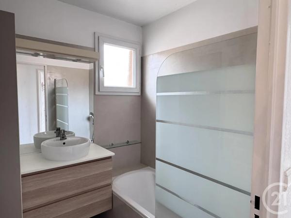 Appartement F4 à vendre  4 pièces - 88,58 m 2   EZE  - 06