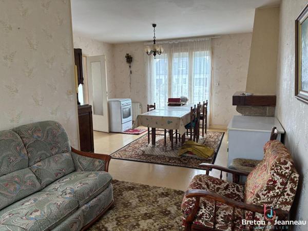 Maison de plain-pied à Ambrières les Vallées