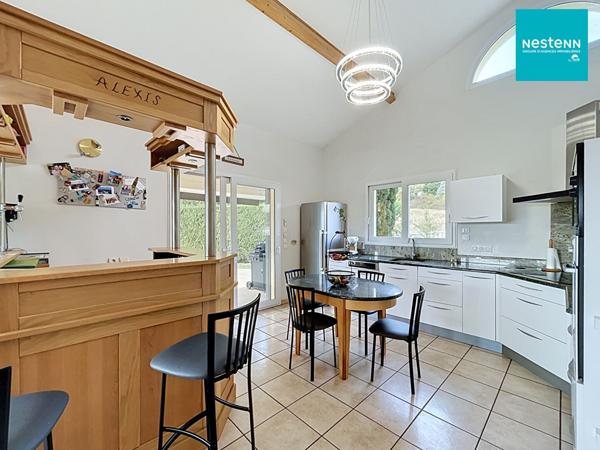 LA FOUILLOUSE MAGNIFIQUE MAISON FAMILIALE DE 172 M² AVEC VUE DÉGAGÉE