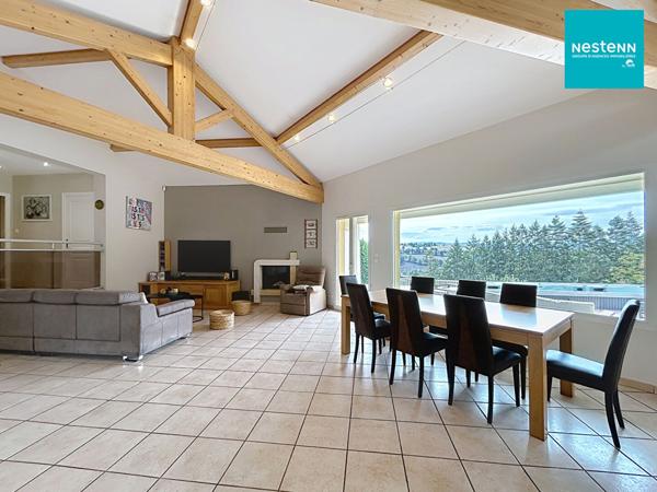 LA FOUILLOUSE MAGNIFIQUE MAISON FAMILIALE DE 172 M² AVEC VUE DÉGAGÉE