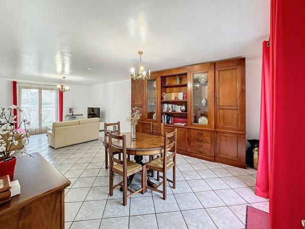 Maison Roissy En Brie 6 pièce(s) 118 m2