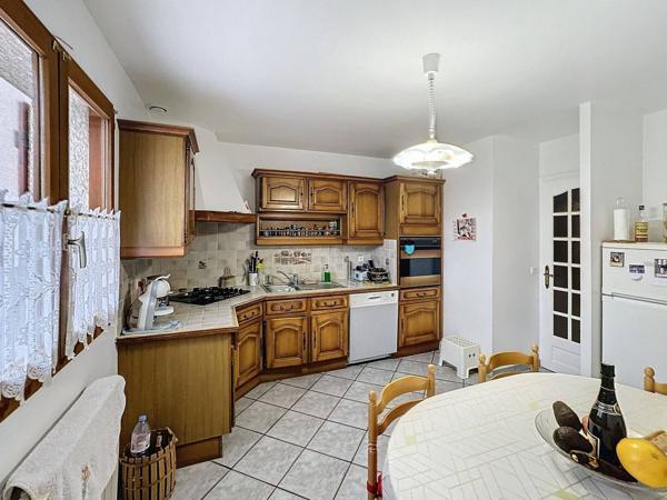 Maison Roissy En Brie 6 pièce(s) 118 m2