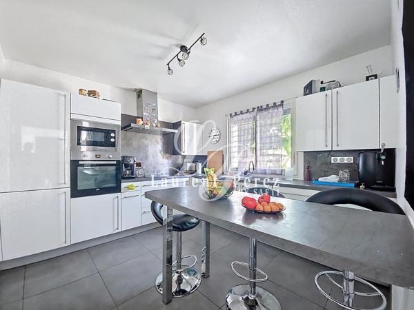 Villa de plain pied à Mauguio 4 chambres, piscine quartier calme