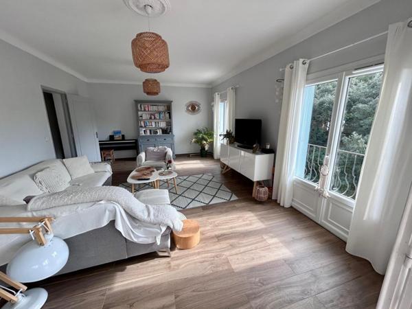Appartement à ROQUEBRUNE-SUR-ARGENS, 83380 - 4 pièces 110m²