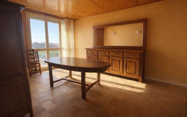 Appartement à vendre    4 pièces • 66 m2 Beauvais