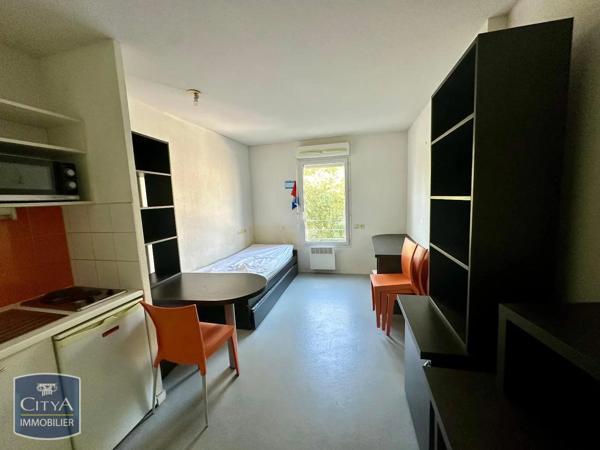 Appartement à louer 1 pièce 23.3m² Nîmes (30000)