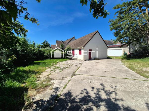 Maison 5 chambres avec 610 m² de terrain à 200 m à pied du Tramway T7