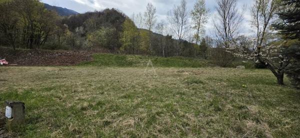 Terrain constructible à Saint-Paul-sur-Isère (73730)– 597 m²