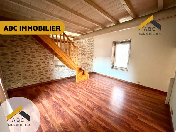 Orange (84100) Maison de ville atypique - Centre ville d'orange