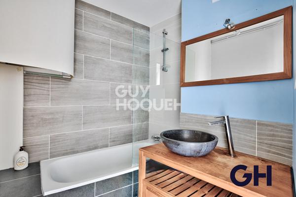 VERNAY - T3 balcon et parking