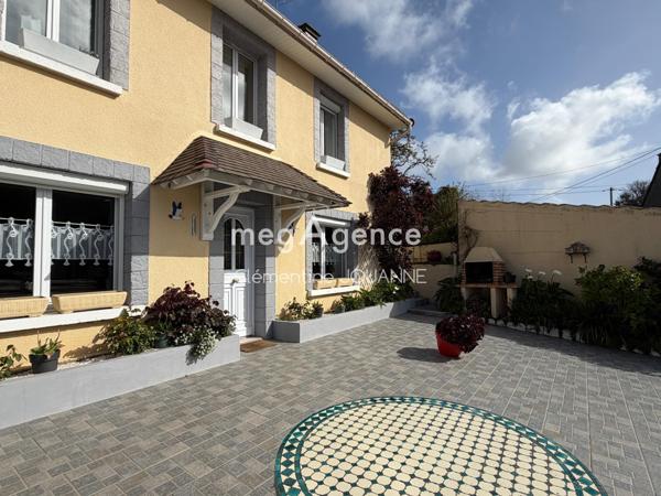 Maison à SIOUVILLE-HAGUE, 50340 - 6 pièces 153m²