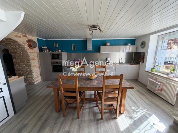 Maison à SIOUVILLE-HAGUE, 50340 - 6 pièces 153m²