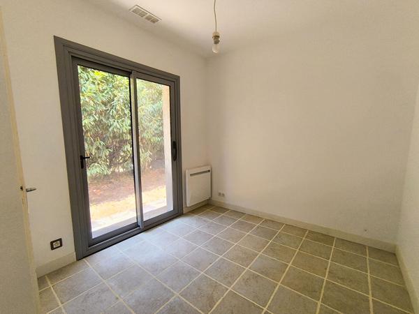 Maison Cazals 74m² + annexe à rénover 40m², terrain 1ha 68a 76ca